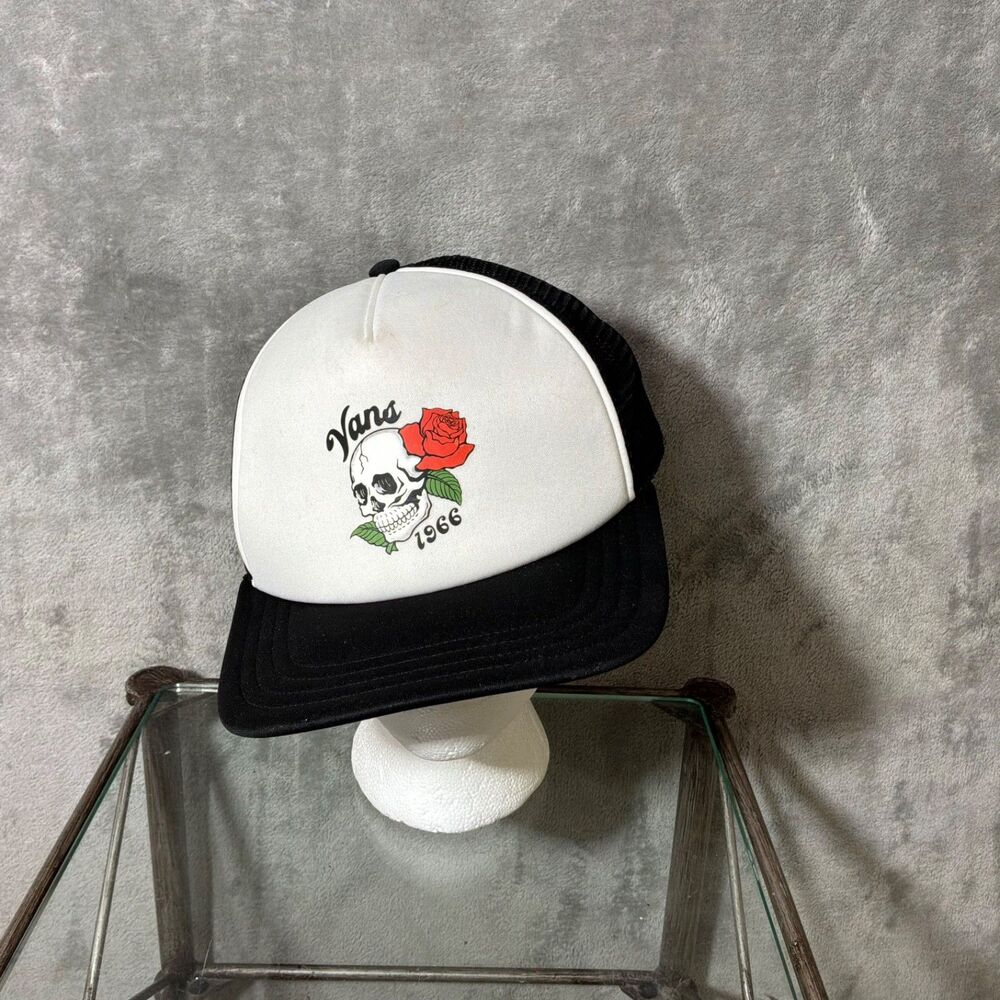 Vans 1966 skull rose Trucker Hat Mens Black Mesh foam Snapback OSFM Skater Cap